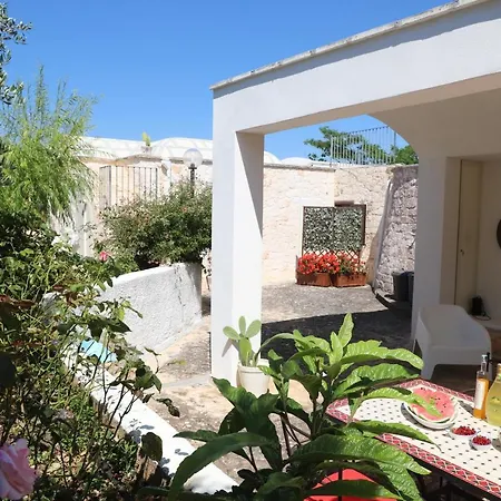 Trulli Anna * צ'יסטרנינו