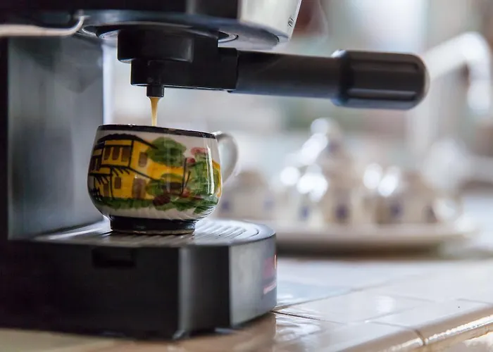 Trulli Anna * تْشيستيرنِنو